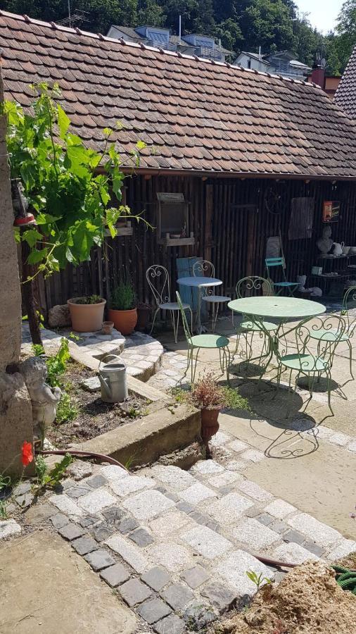Historisches Fachwerkhaus "Hoher Hirschen" - Stilvolles Studio Und Museales Apartment Mit Romantischem Hof Und Garten Bodman-Ludwigshafen Bagian luar foto